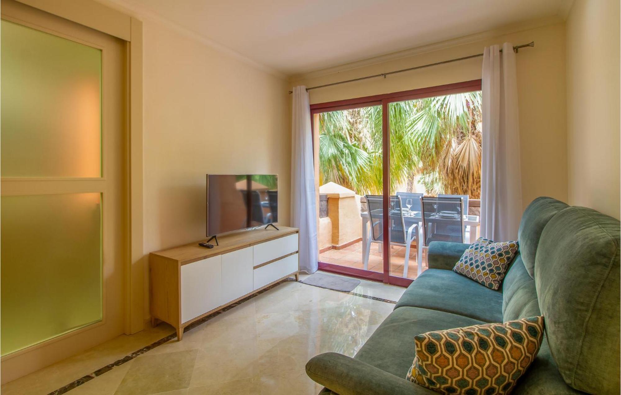 Lovely Apartment In Los Alcazares With Kitchen Zewnętrze zdjęcie