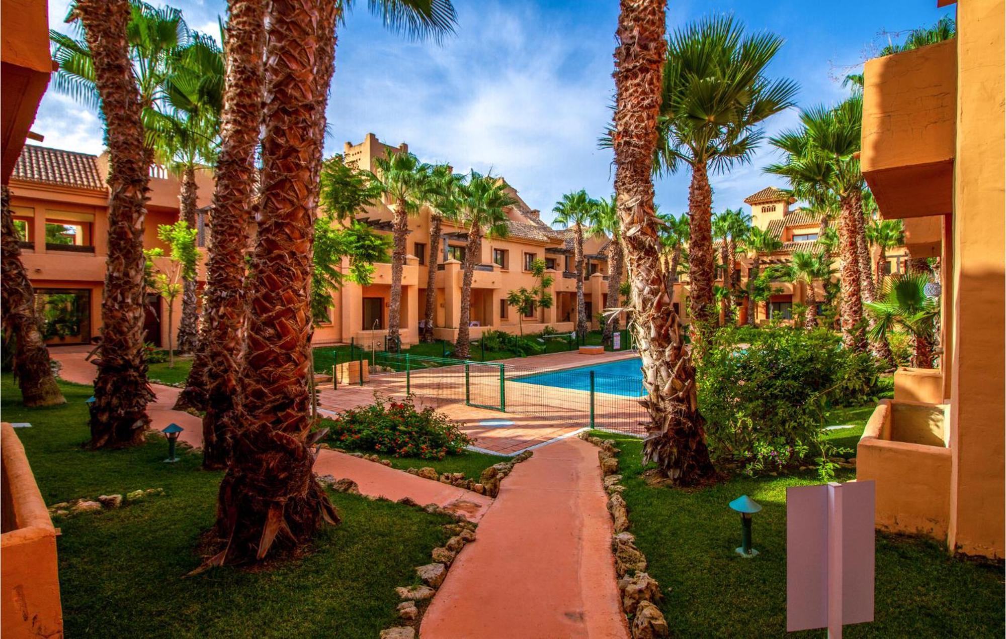 Lovely Apartment In Los Alcazares With Kitchen Zewnętrze zdjęcie